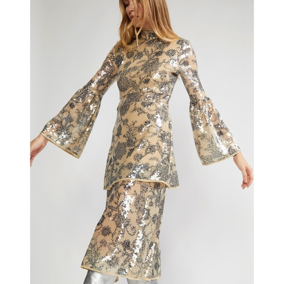 Cynthia Rowley Michelle Bell Sleeve Sequin Dress - Picture 4 of 7
